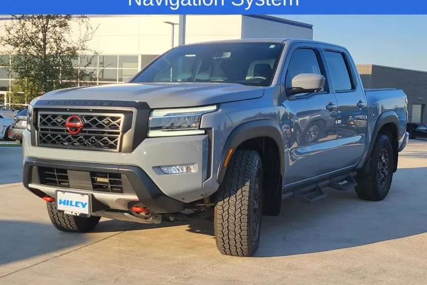 2024 Nissan Frontier PRO-4X photo 1