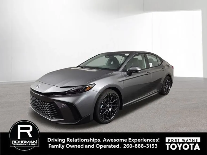 2026 Toyota Camry SE photo 1