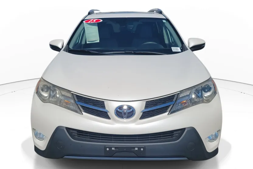 2015 Toyota RAV4 Limited photo 1