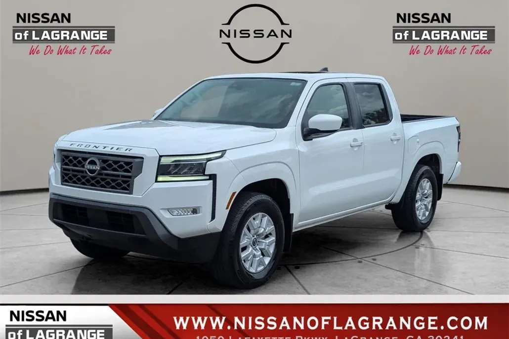 2022 Nissan Frontier SV photo 1