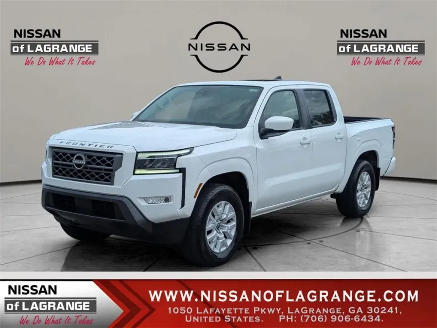 2022 Nissan Frontier SV photo 1
