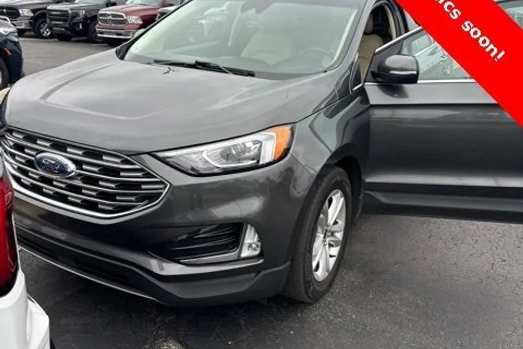 2019 Ford Edge SEL photo 1