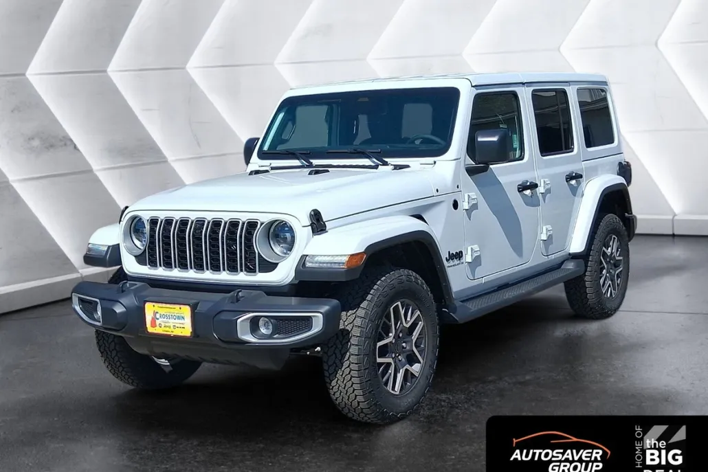 2025 Jeep Wrangler Sahara photo 1