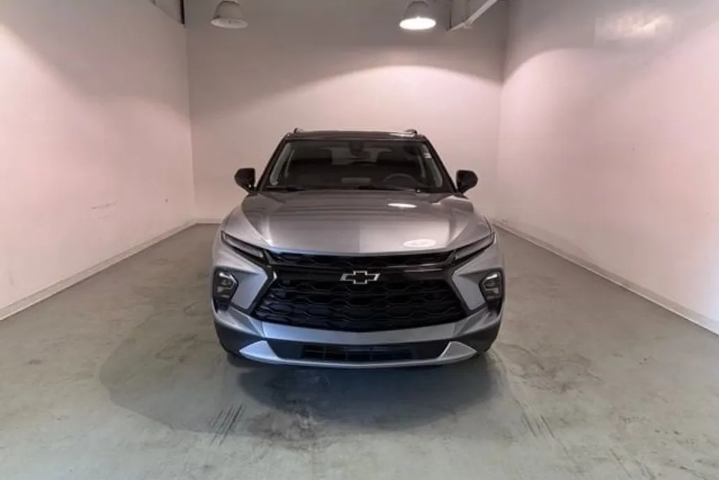 2023 Chevrolet Blazer 2LT photo 1