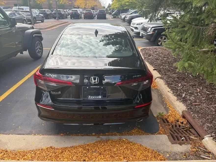 2023 Honda Civic Sport photo 1