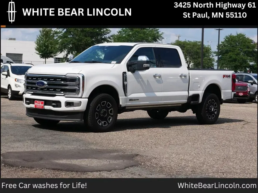 2024 Ford F-250 Platinum photo 1