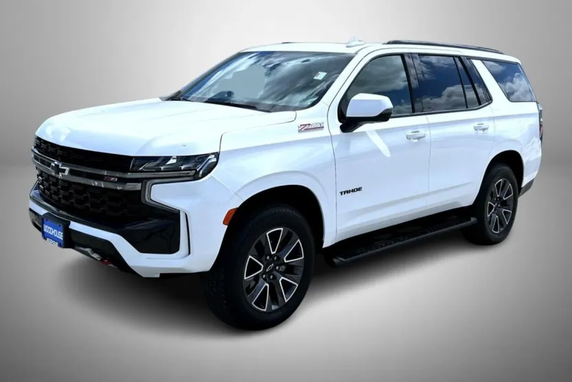 2021 Chevrolet Tahoe Z71 photo 1