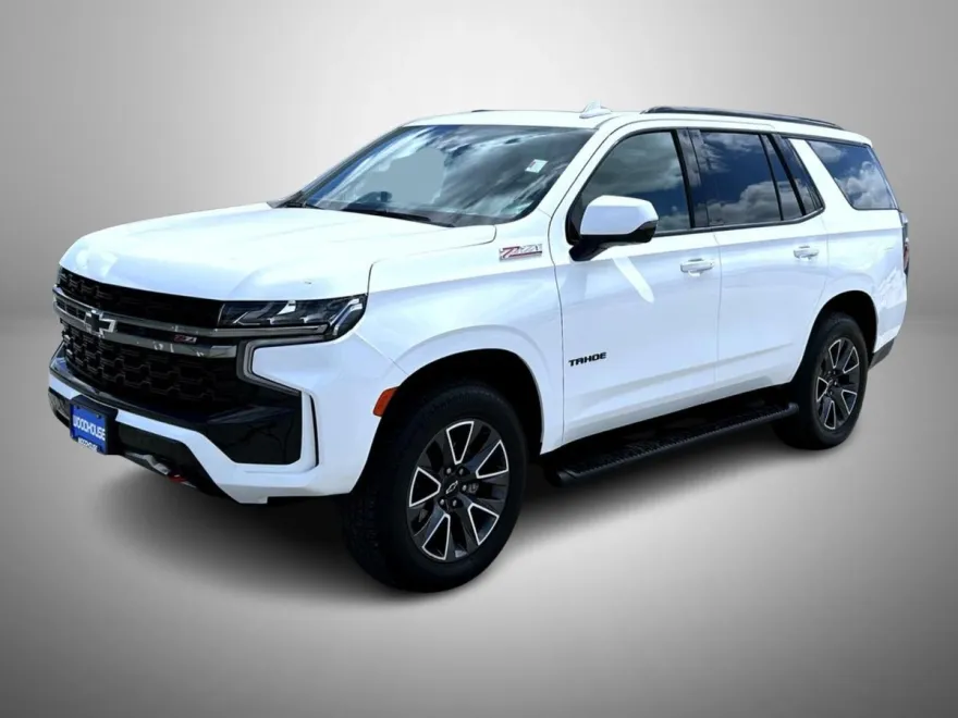 2021 Chevrolet Tahoe Z71 photo 1