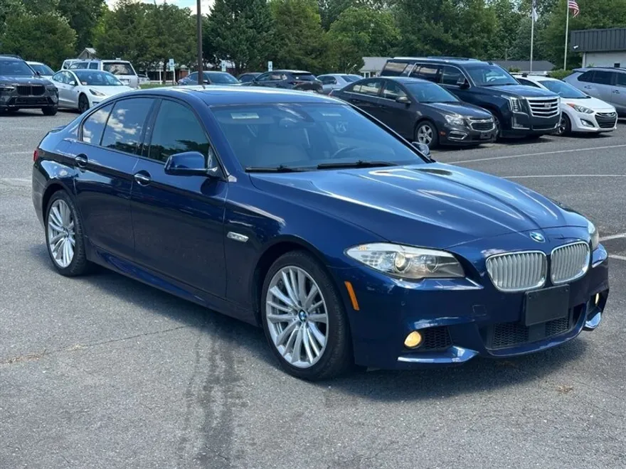 2012 Bmw 550i 5-Series photo 1