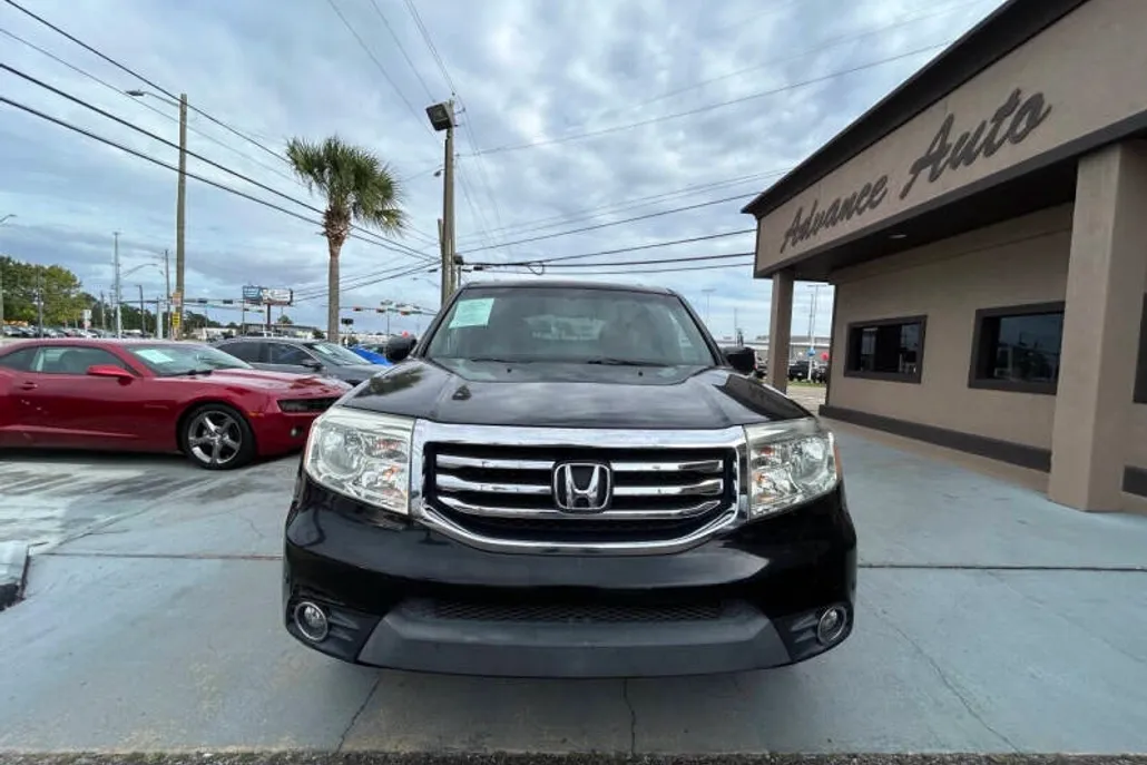 2015 Honda Pilot Touring photo 1