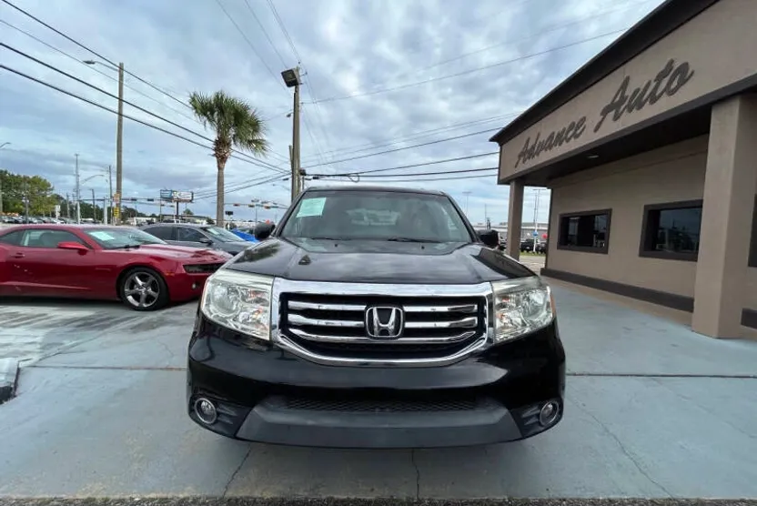 2015 Honda Pilot Touring photo 1
