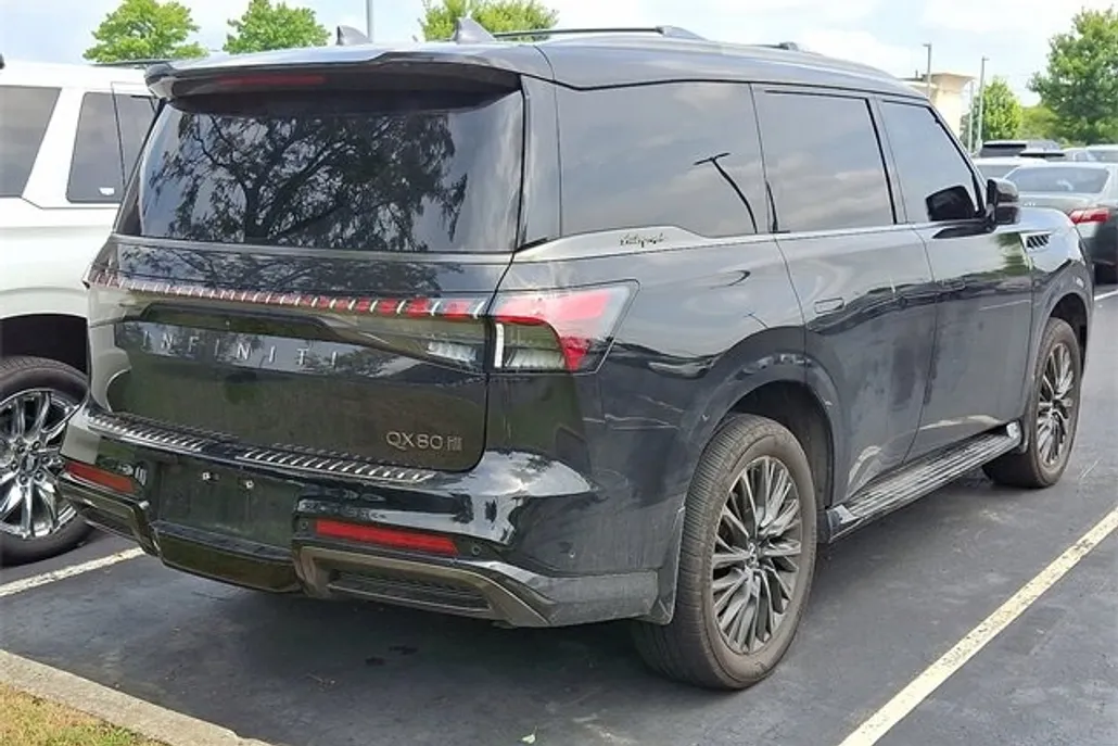 2025 Infiniti QX80 photo 1