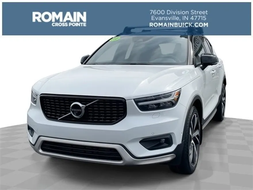 2019 Volvo XC40 T5 R-Design photo 1