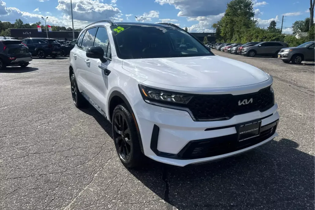 2023 Kia Sorento SX photo 1
