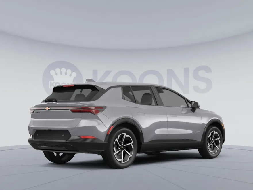 2026 Chevrolet Equinox LT photo 1