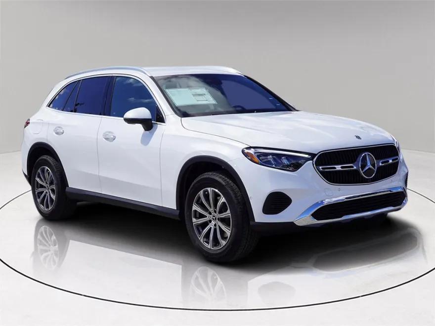 2026 Mercedes Benz GLC 300 photo 1