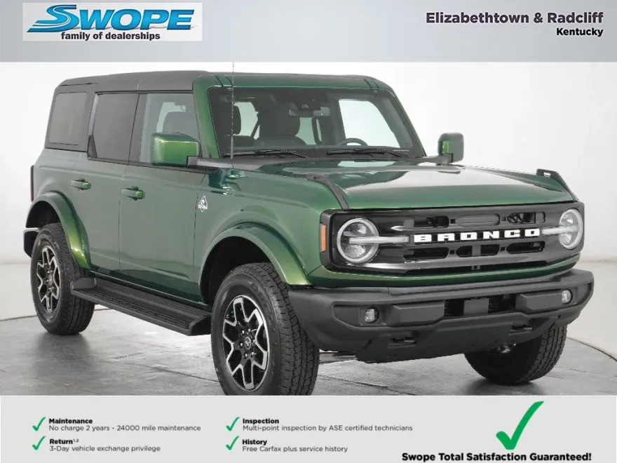 2025 Ford Bronco Outer Banks photo 1