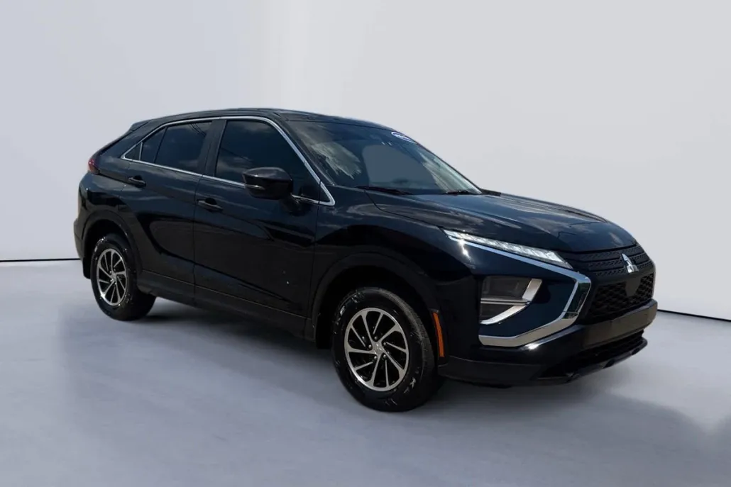 2022 Mitsubishi Eclipse Cross ES photo 1