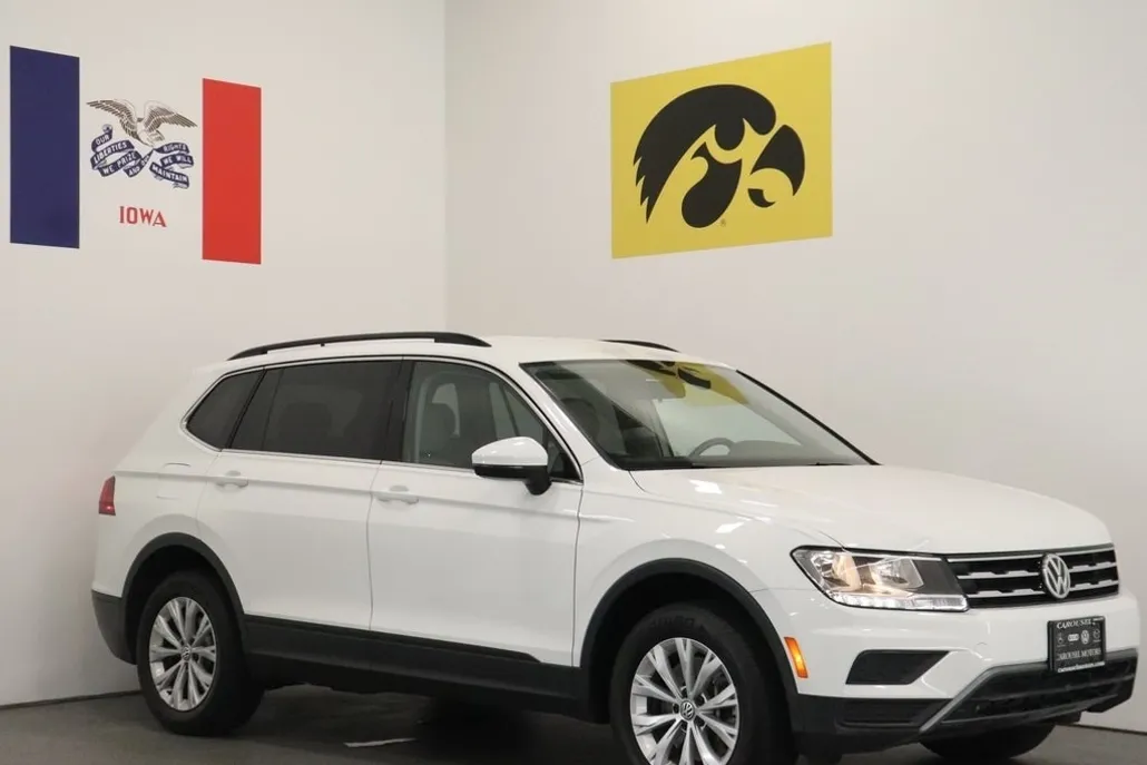 2019 Volkswagen Tiguan SE photo 1