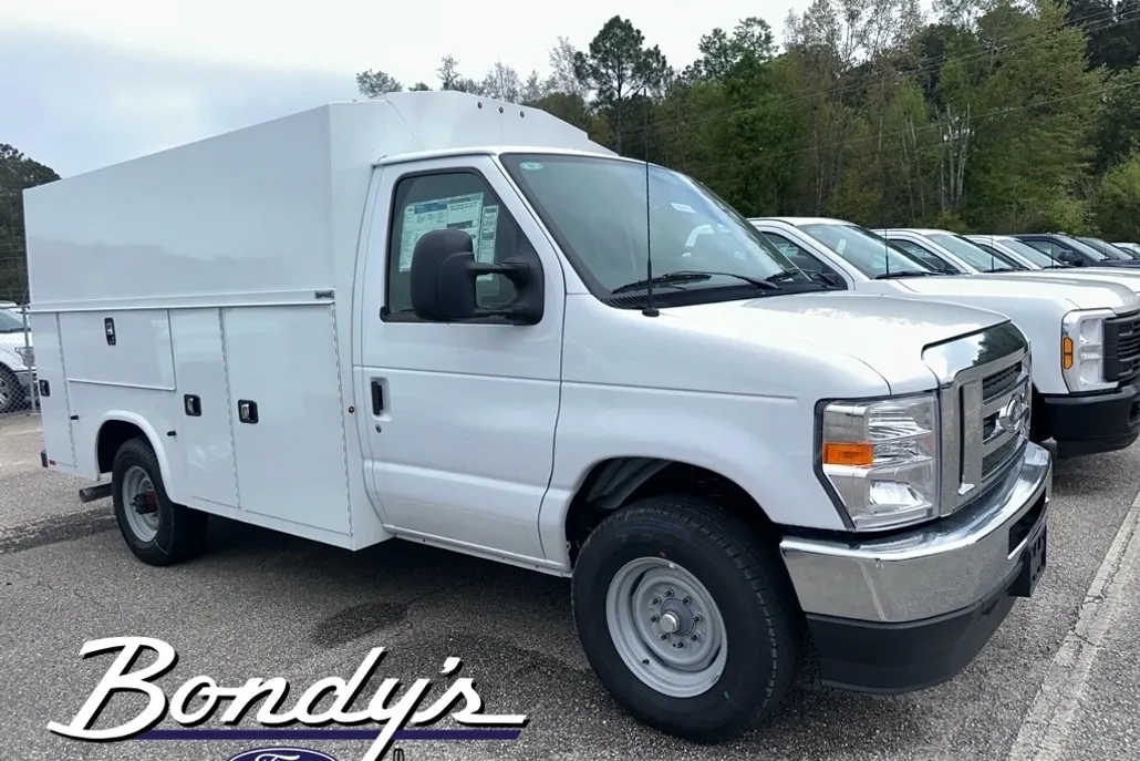 2025 Ford E-350 Base photo 1