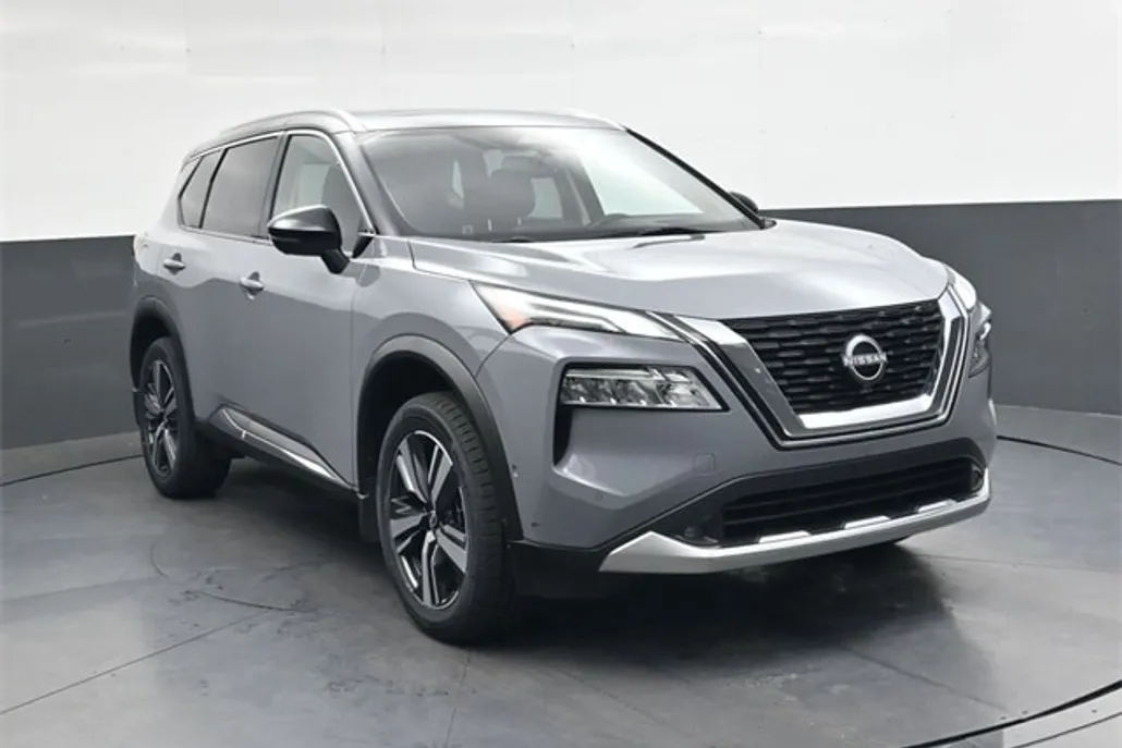 2022 Nissan Rogue Platinum photo 1