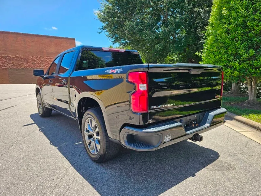 2019 Chevrolet Silverado 1500 RST photo 1