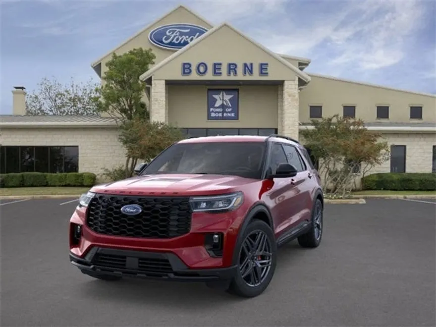 2025 Ford Explorer ST-Line photo 1