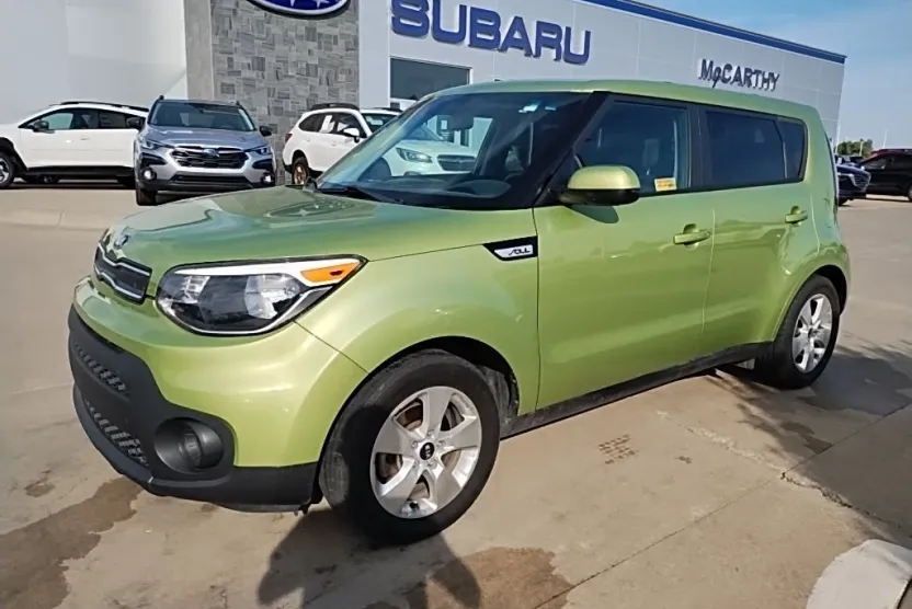 2017 Kia Soul Base photo 1