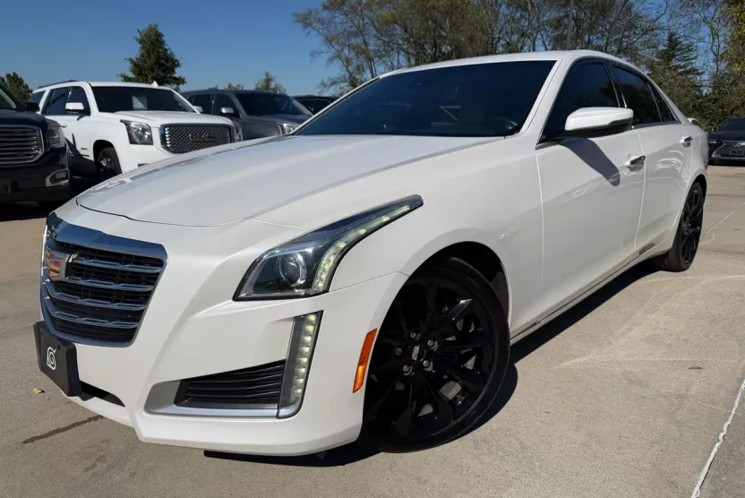 2017 Cadillac CTS Sedan Luxury photo 1