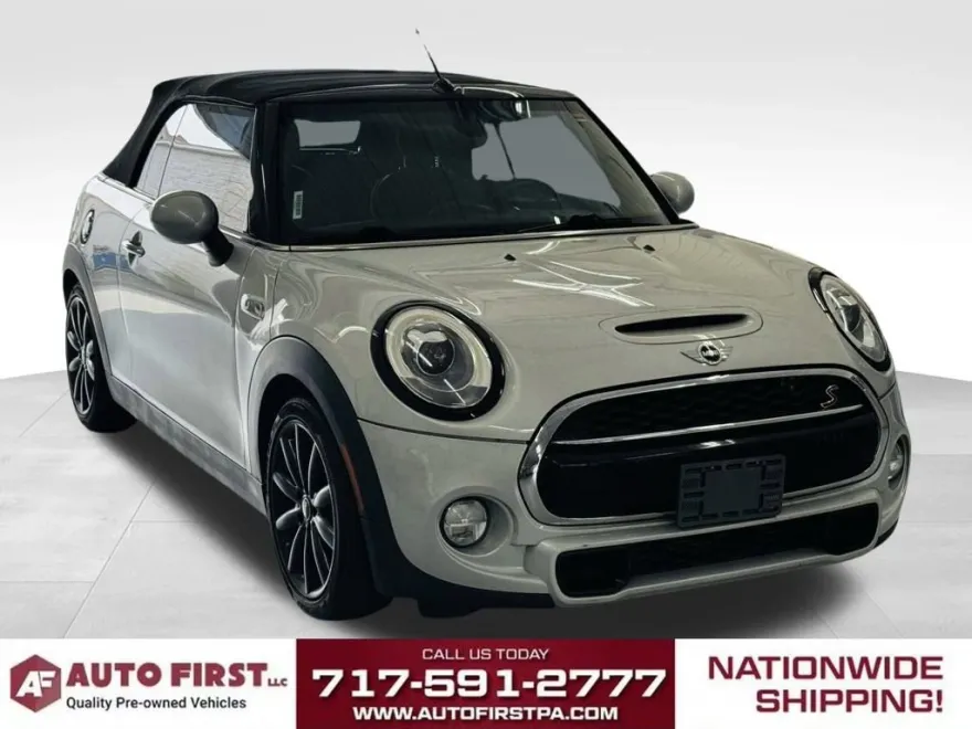 2017 Mini Cooper Convertible S photo 1