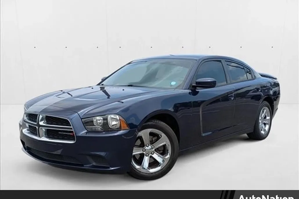 2014 Dodge Charger SE photo 1