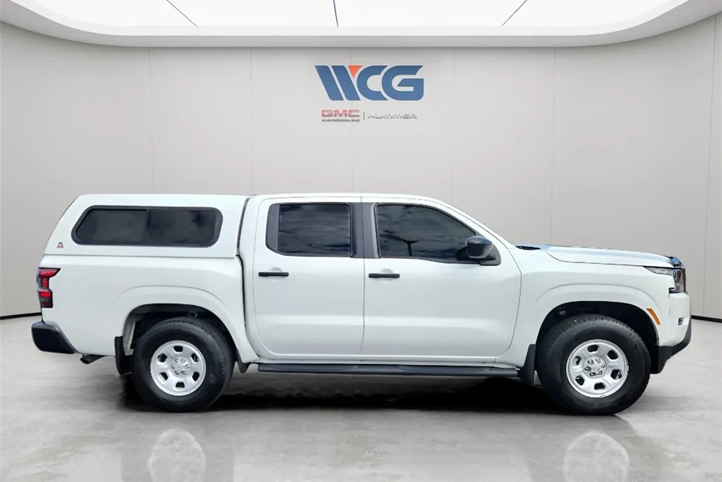 2024 Nissan Frontier S photo 1