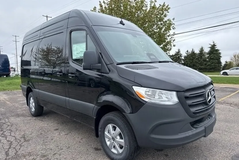 2025 Mercedes Benz Sprinter Cargo Van 2500 Standard Roof photo 1