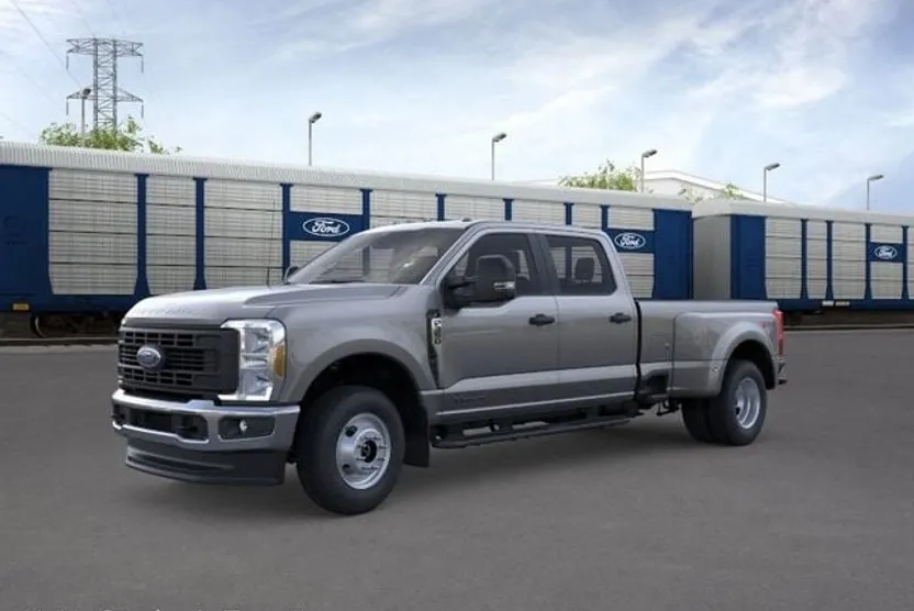 2026 Ford F-350 photo 1
