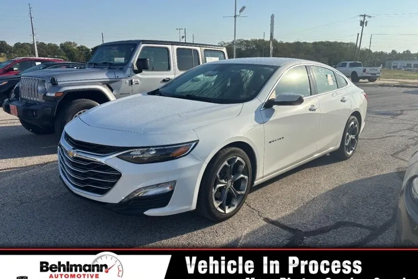 2024 Chevrolet Malibu 1LT photo 1