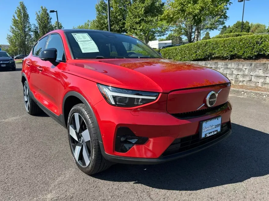 2023 Volvo C40 Recharge Ultimate photo 1
