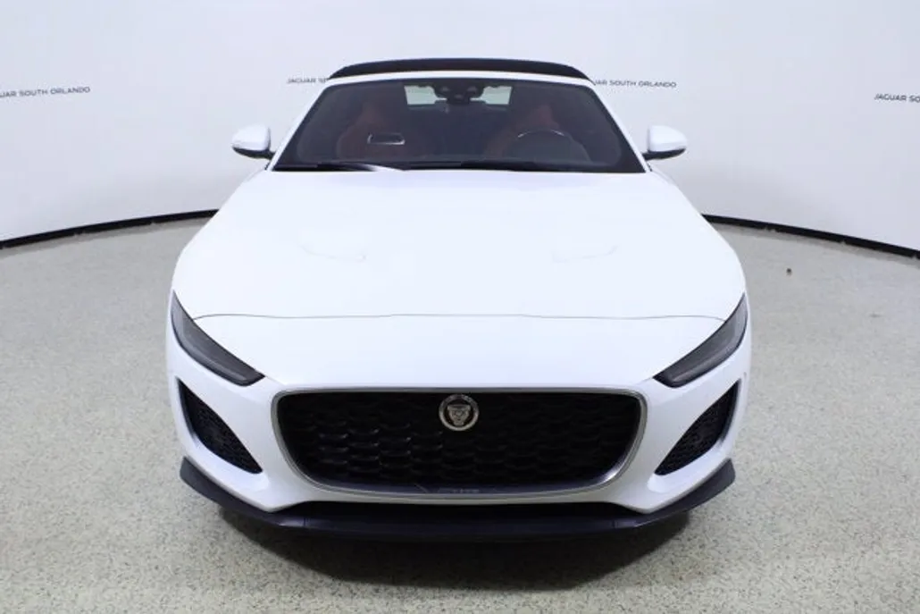 2022 Jaguar F-TYPE P450 photo 1
