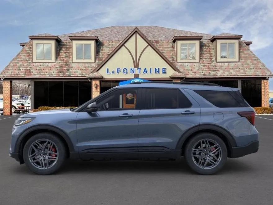 2025 Ford Explorer ST photo 1