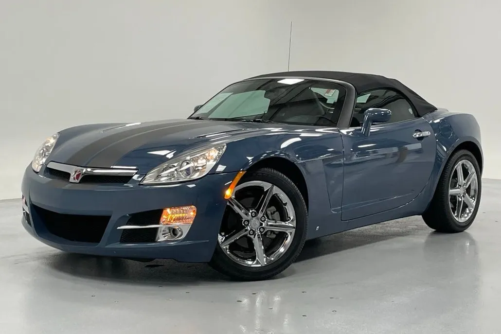 2007 Saturn Sky Base photo 1