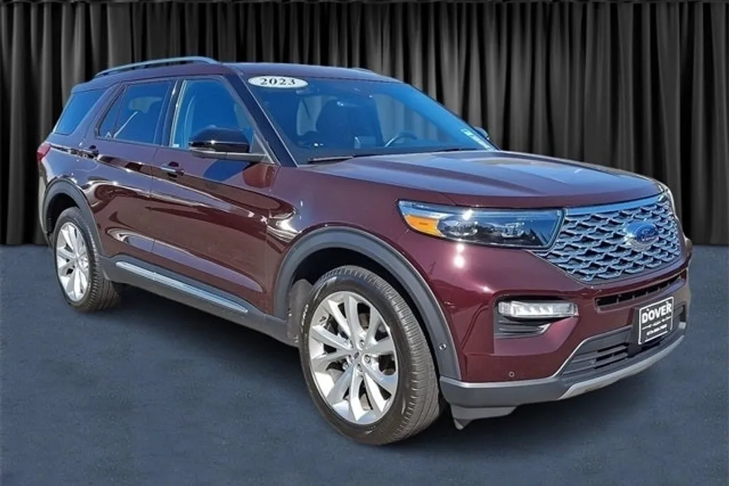 2023 Ford Explorer Platinum photo 1