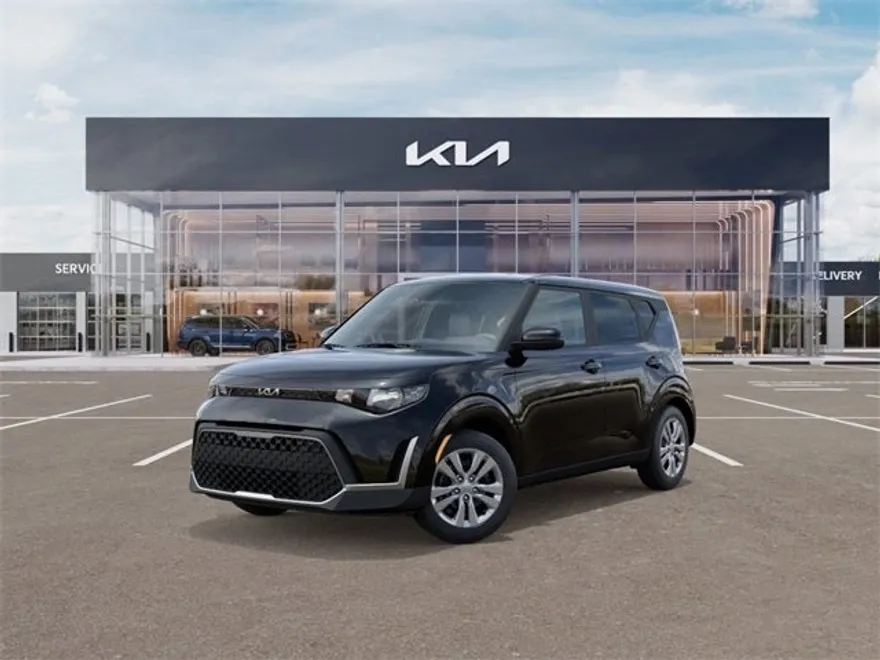 2025 Kia Soul LX photo 1