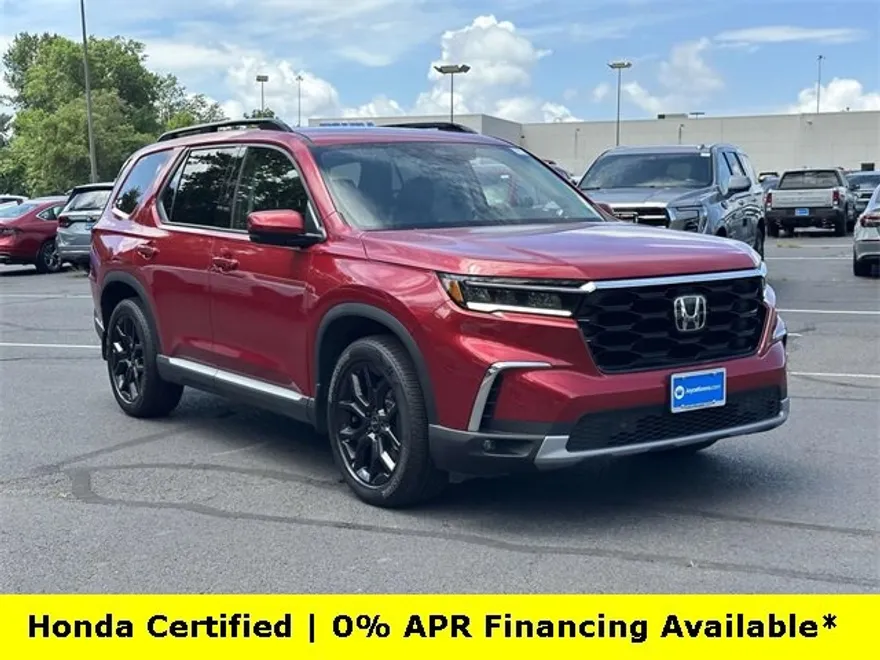 2025 Honda Pilot Touring photo 1