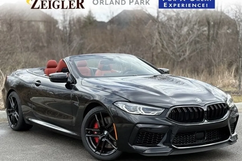 2025 Bmw M8 Competition Convertible photo 1