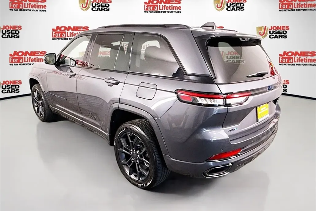 2023 Jeep Grand Cherokee 4xe photo 1