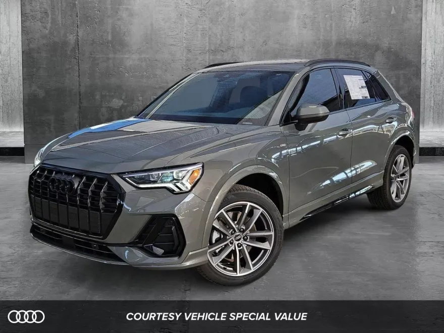 2025 Audi Q3 45 TFSI S line Premium photo 1