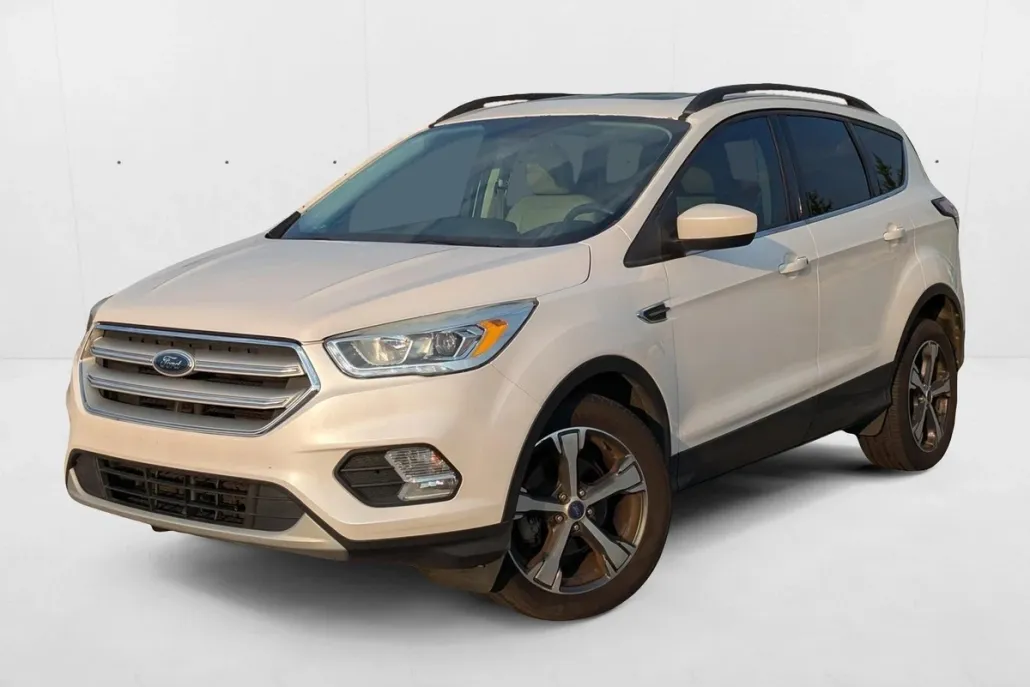 2018 Ford Escape SEL photo 1