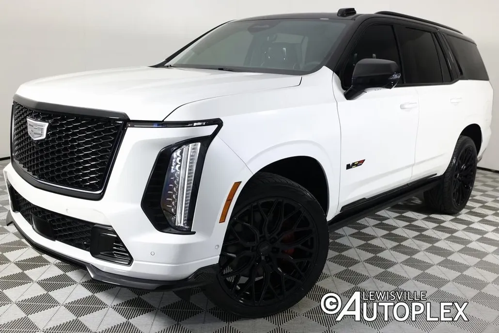 2025 Cadillac Escalade V-Series photo 1