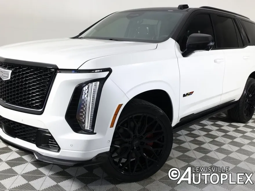 2025 Cadillac Escalade V-Series photo 1