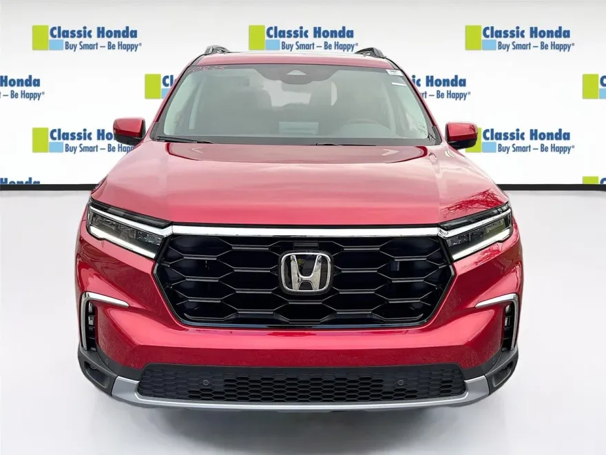 2025 Honda Pilot Touring photo 1
