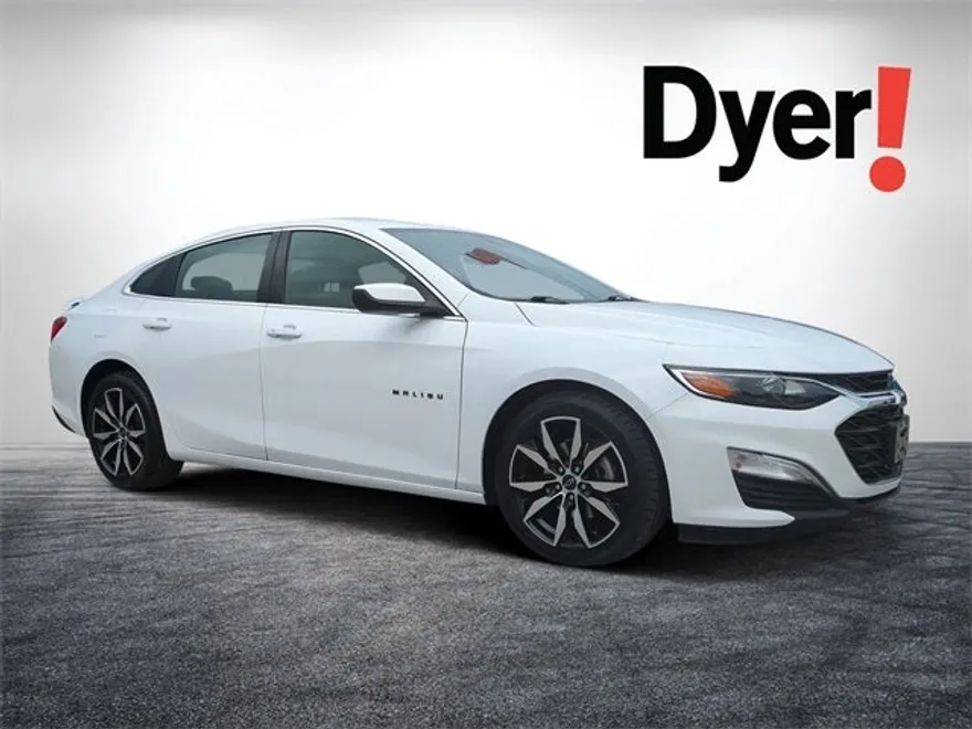 2022 Chevrolet Malibu RS photo 1